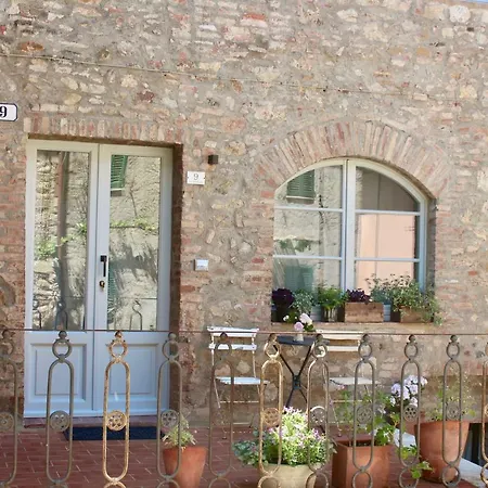 L Orto Di Nasta Ferienhaus *